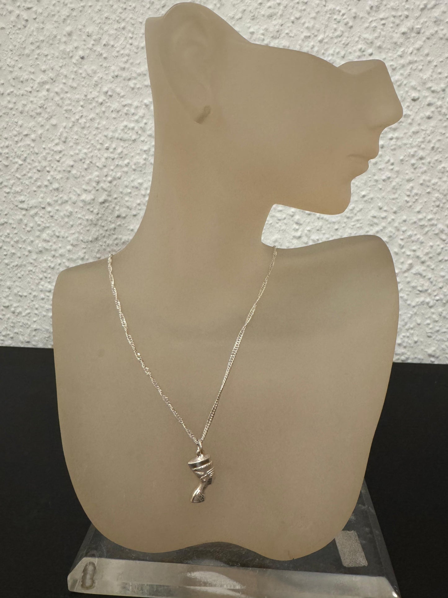 Nefertiti